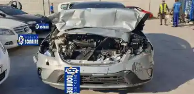 Veicolo di demolizione VOLVO V40 Básico dell'anno 2012 alimentato D5204T6