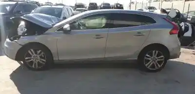 Veicolo di demolizione volvo v40 básico dell'anno 2012 alimentato d5204t6