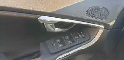 Veicolo di demolizione volvo v40 básico dell'anno 2012 alimentato d5204t6