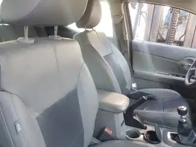 Veículo de Sucata dodge avenger 2.0 16v crd cat do ano 2009 alimentado volkswagen ag ´´byl´´