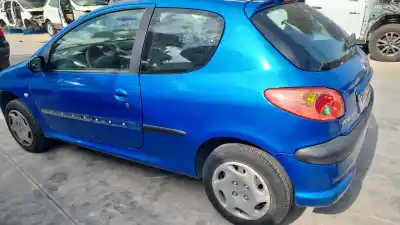 Veículo de Sucata peugeot 206 berlina x-line do ano 2003 alimentado 8hx