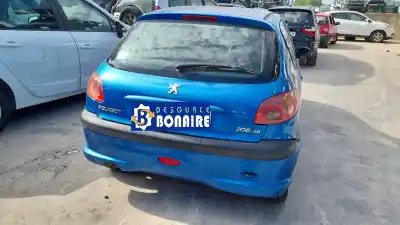 Veículo de Sucata peugeot 206 berlina x-line do ano 2003 alimentado 8hx