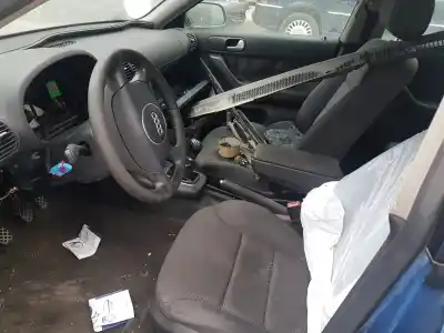 Здавання транспортного засобу audi a3 (8l) 1.6 ambiente року 2002 потужний avu