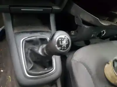 Здавання транспортного засобу audi a3 (8l) 1.6 ambiente року 2002 потужний avu