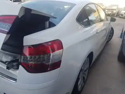 Veículo de Sucata citroen c5 berlina exclusive do ano 2011 alimentado 4hl