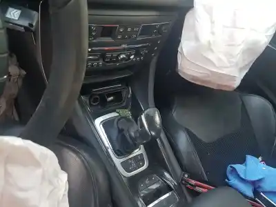 Veículo de Sucata citroen c5 berlina exclusive do ano 2011 alimentado 4hl