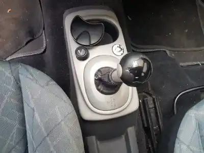 Veicolo di demolizione smart forfour (454) 1.5 cdi (454.000) dell'anno 2005 alimentato 639939