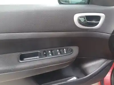 Veículo de Sucata peugeot 307 break/sw (s2) sw pack + do ano 2007 alimentado rhr