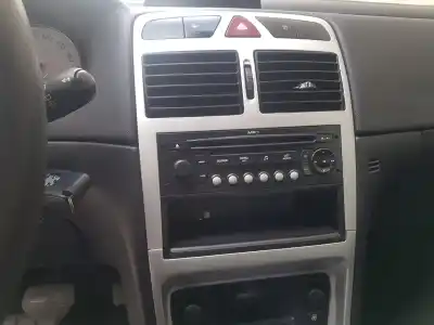 Veículo de Sucata peugeot 307 break/sw (s2) sw pack + do ano 2007 alimentado rhr