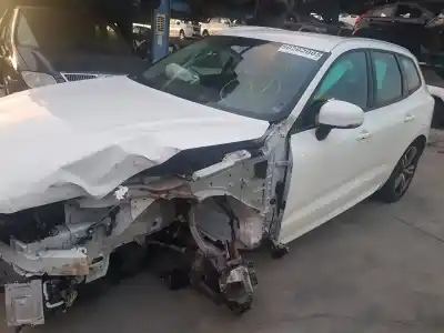 Veículo de Sucata volvo xc60 inscription awd do ano 2019 alimentado b4204t26