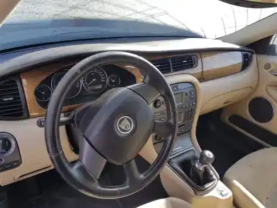 Veículo de Sucata jaguar x-type wagon 2.0 d classic do ano 2004 alimentado 6b