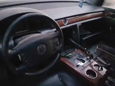 Hurda Aracı volkswagen                                         phaeton (3d2/3d8)                                                                                                                                                                                                                                          tdi v6 4motion (4 asientos)                                                                                                                                                                                                                                yılın 2005 güçlü bmk