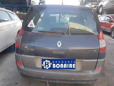 Veículo de Sucata renault scenic ii emotion do ano 2008 alimentado f9q l8