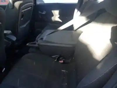 Veículo de Sucata renault scenic ii emotion do ano 2008 alimentado f9q l8