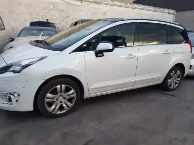 Veículo de Sucata peugeot 5008 allure do ano 2014 alimentado 9h05