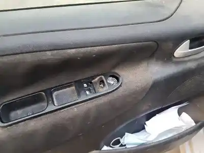 Veículo de Sucata peugeot 207 confort do ano 2011 alimentado 8hr o bh01