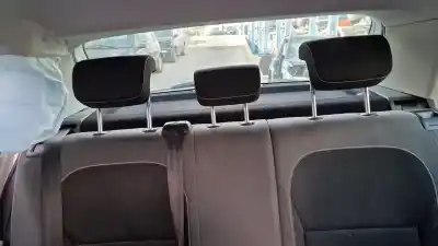 Veículo de Sucata skoda fabia active do ano 2019 alimentado dkl