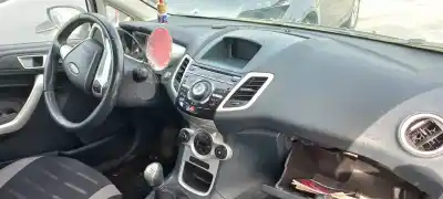 Veículo de Sucata ford fiesta (cb1) titanium do ano 2012 alimentado tzja