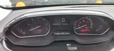 Veicolo di demolizione peugeot 208 style dell'anno 2017 alimentato bh02