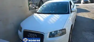 Veículo de Sucata AUDI A3 SPORTBACK (8P) 2.0 TDI Ambiente do ano 2008 alimentado BKD