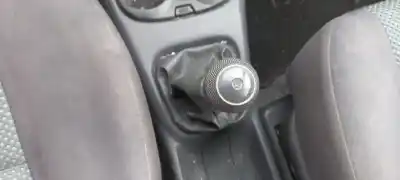 Vehicul casat mazda premacy (cp) td active al anului 2004 alimentat rf