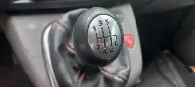 Здавання транспортного засобу renault scenic ii authentique року 2008 потужний f9q l8