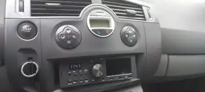 Здавання транспортного засобу renault scenic ii authentique року 2008 потужний f9q l8