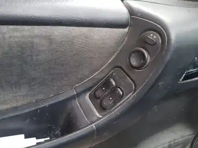 Veicolo di demolizione opel zafira a 2.0 comfort dell'anno 2000 alimentato x20dtl