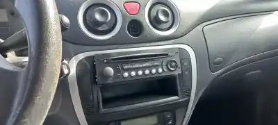 Veicolo di demolizione citroen c3 1.4 hdi cool dell'anno 2006 alimentato 8hz