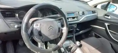 Vehicul casat citroen c5 berlina 2.0 exclusive al anului 2008 alimentat rhr