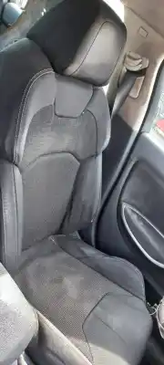 Vehicul casat citroen c5 berlina 2.0 exclusive al anului 2008 alimentat rhr