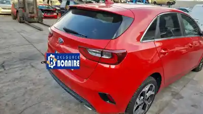 Veículo de Sucata kia ceed business do ano 2020 alimentado g3lc