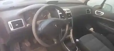 Veículo de Sucata peugeot 307 berlina (s2) x-line do ano 2005 alimentado 