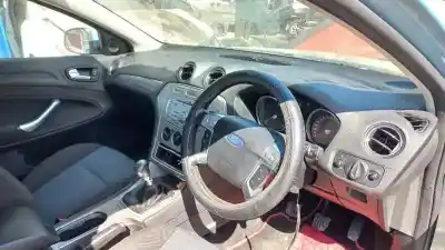 Véhicule à la ferraille ford mondeo berlina (ca2) titanium (09.2010->) de l'année 2009 alimenté qxba