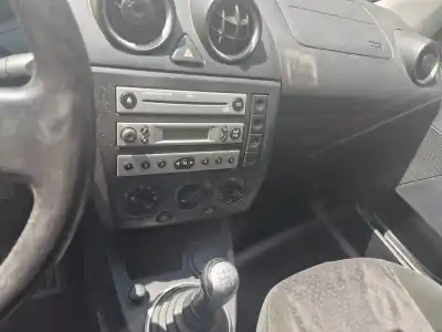 Veicolo di demolizione ford fiesta (cbk) trend dell'anno 2005 alimentato hhja