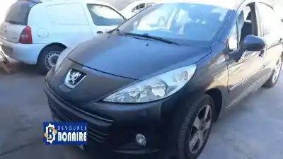 Veículo de Sucata peugeot 207 sport do ano 2010 alimentado 9hx