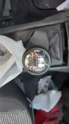 Veículo de Sucata peugeot 207 sport do ano 2010 alimentado 9hx