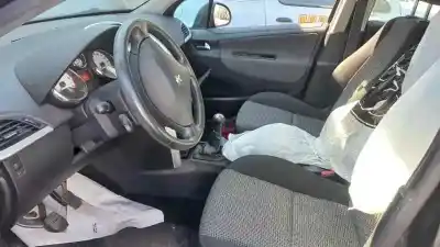 Veículo de Sucata peugeot 207 sport do ano 2010 alimentado 9hx