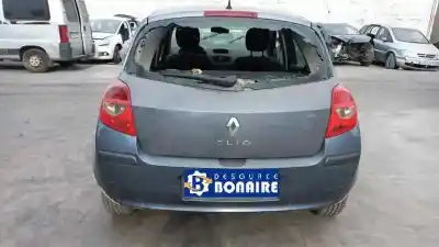 Veículo de Sucata renault clio iii authentique do ano 2009 alimentado k9k m7