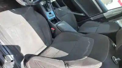 Veículo de Sucata skoda superb (3v3) active do ano 2015 alimentado crl