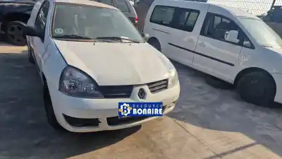 Здавання транспортного засобу RENAULT CLIO II FASE II (B/CB0) Campus року 2007 потужний K9K 17