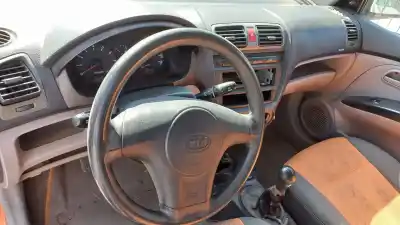Veicolo di demolizione kia picanto 1.1 cat dell'anno 2005 alimentato g4hc