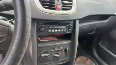 Veículo de Sucata peugeot 207 x-line do ano 2007 alimentado 8hz