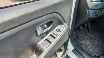 Veículo de Sucata kia carens ( ) basic do ano 2019 alimentado d4fd