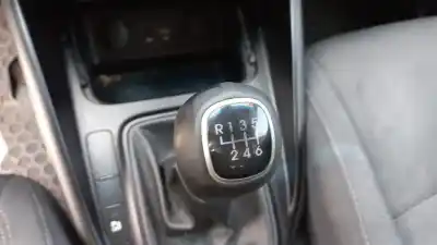 Veículo de Sucata kia carens ( ) basic do ano 2017 alimentado d4fd