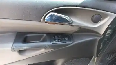 Veicolo di demolizione lancia ypsilon (101) 1.2 16v argento dell'anno 2004 alimentato 188a5000