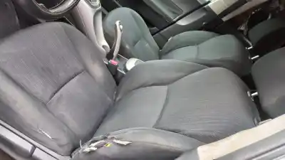 Veículo de Sucata toyota auris luna+ do ano 2008 alimentado 1nd