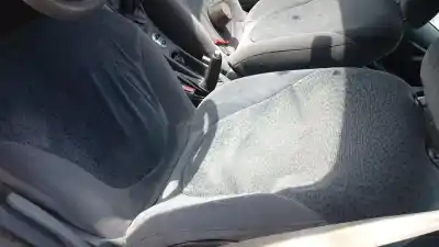 Veículo de Sucata citroen c5 berlina 2.0 hdi 90 x do ano 2001 alimentado rhy