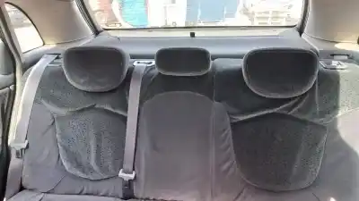 Veículo de Sucata citroen c5 berlina 2.0 hdi 90 x do ano 2001 alimentado rhy