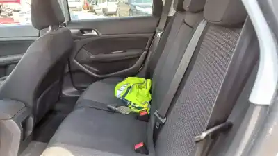 Vehicul casat peugeot 308 sw allure al anului 2019 alimentat yh01